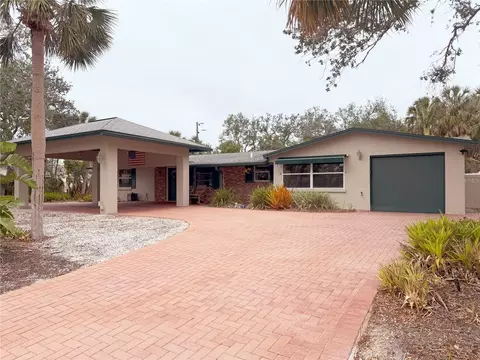 5353 Shadow Lawn Dr, Sarasota, FL 34242
