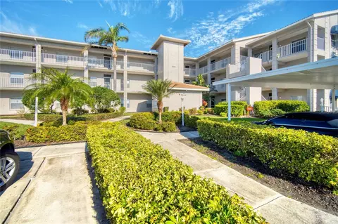 9610 Club South Cir # 4207, Sarasota, FL 34238