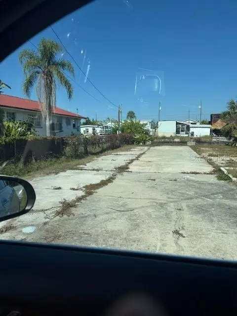 6741 Flicker Ln, Hudson, FL 34667