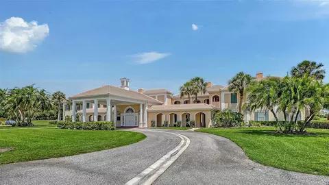 Other - 51 Macewen Dr #12, Osprey, FL 34229 photo 2 of 23