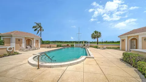 Exterior - 51 Macewen Dr #12, Osprey, FL 34229 photo 2 of 14