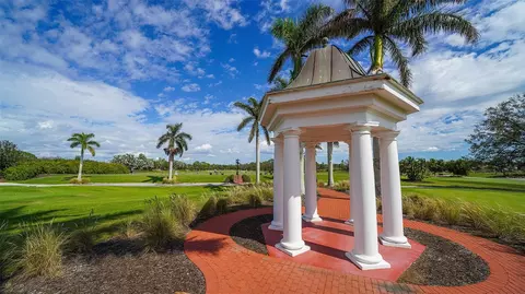 Exterior - 51 Macewen Dr #12, Osprey, FL 34229 photo 4 of 14