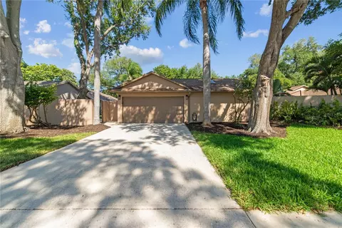 479 Bonnie Blvd, Palm Harbor, FL 34684