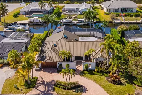 6777 Danah Ct, Fort Myers, FL 33908