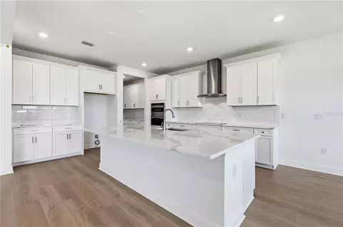 Kitchen - 3670 142nd Ter E, Parrish, FL 34219 photo 3 of 6