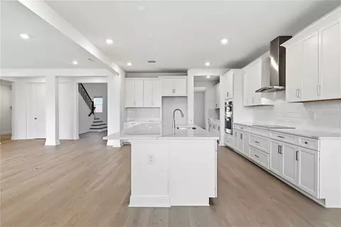 Kitchen - 3670 142nd Ter E, Parrish, FL 34219 photo 4 of 6