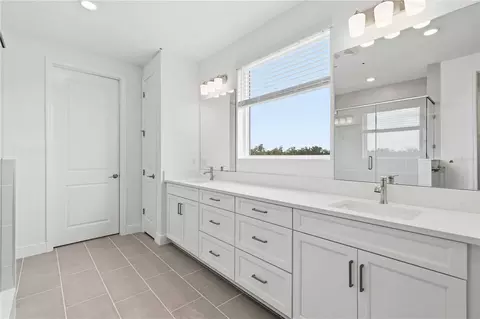 Bath - 3670 142nd Ter E, Parrish, FL 34219 photo 3 of 6