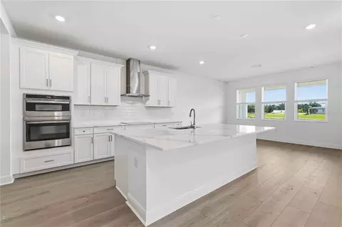 Kitchen - 3670 142nd Ter E, Parrish, FL 34219 photo 2 of 6