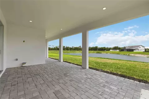 Exterior - 3670 142nd Ter E, Parrish, FL 34219 photo 4 of 8