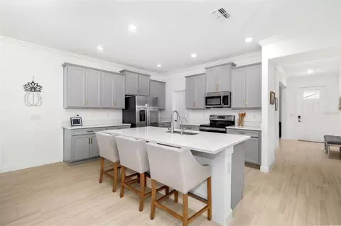 Kitchen - 14281 17th Ct E, Parrish, FL 34219 photo 1 of 4