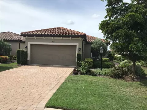 13119 Prima Dr, Lakewood Ranch, FL 34211