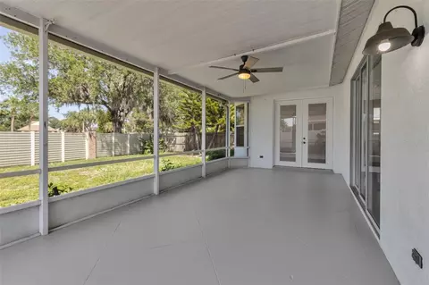 Exterior - 4930 78th St E, Bradenton, FL 34203 photo 8 of 14