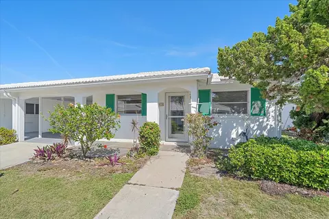 597 Spanish Dr N #12, Longboat Key, FL 34228