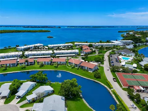 View/Area - 4857 Independence Dr, Bradenton, FL 34210 photo 4 of 23