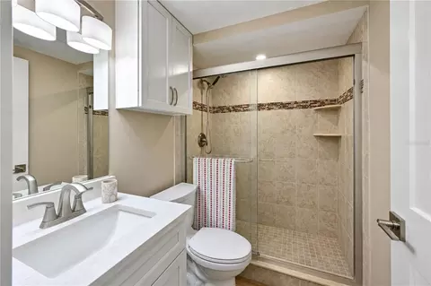 Bath - 4857 Independence Dr, Bradenton, FL 34210 photo 2 of 3