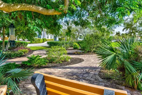 Exterior - 4857 Independence Dr, Bradenton, FL 34210 photo 7 of 8