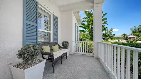 Exterior - 13918 Old Creek Ct, Parrish, FL 34219 photo 3 of 13
