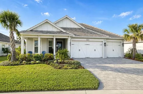 8084 Slipway Dr, Sarasota, FL 34240