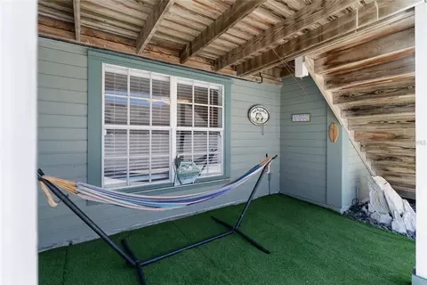 Exterior - 861 Nectar Rd, Venice, FL 34293 photo 8 of 17