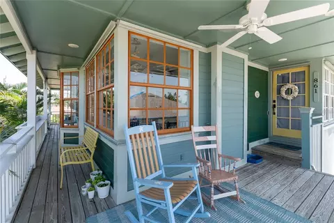 Exterior - 861 Nectar Rd, Venice, FL 34293 photo 6 of 17