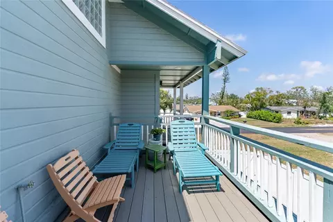 Exterior - 861 Nectar Rd, Venice, FL 34293 photo 7 of 17