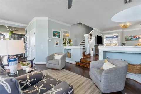 Living - 861 Nectar Rd, Venice, FL 34293 photo 2 of 5