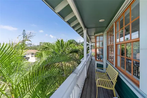 Exterior - 861 Nectar Rd, Venice, FL 34293 photo 14 of 17
