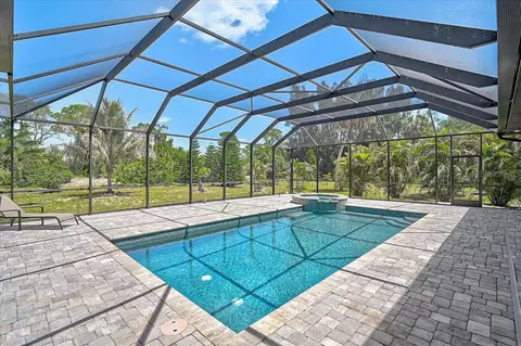 Exterior - 113 Burney Rd, Osprey, FL 34229 photo 2 of 10
