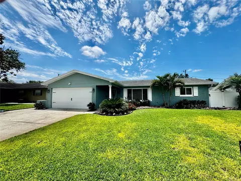 6232 33rd Ave N, Saint Petersburg, FL 33710