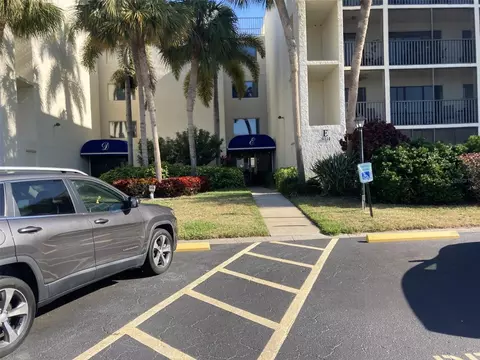 6114 43rd St W #103E, Bradenton, FL 34210