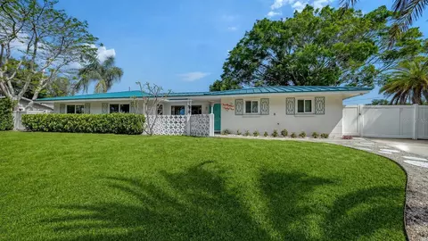 2945 Upper Tangelo Dr, Sarasota, FL 34239