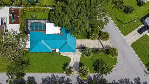2945 Upper Tangelo Dr, Sarasota, FL 34239