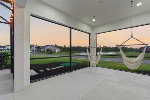 Exterior - 16023 39th Gln E, Parrish, FL 34219 photo 3 of 21