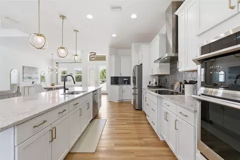 Kitchen - 16023 39th Gln E, Parrish, FL 34219 photo 5 of 6