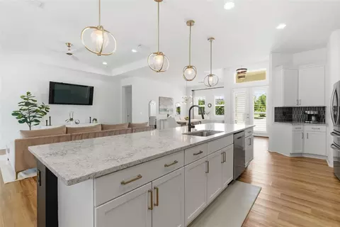 Kitchen - 16023 39th Gln E, Parrish, FL 34219 photo 3 of 6