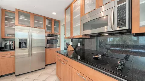 Kitchen - 409 N Point Rd #401, Osprey, FL 34229 photo 4 of 6