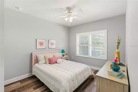 Bedroom - 1215 Thornbury Dr, Parrish, FL 34219 photo 3 of 5
