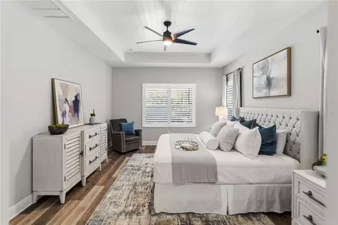 Bedroom - 1215 Thornbury Dr, Parrish, FL 34219 photo 2 of 5