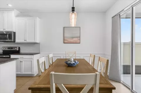 Dining - 8717 Corkscrew Xing, Parrish, FL 34219 photo 3 of 4