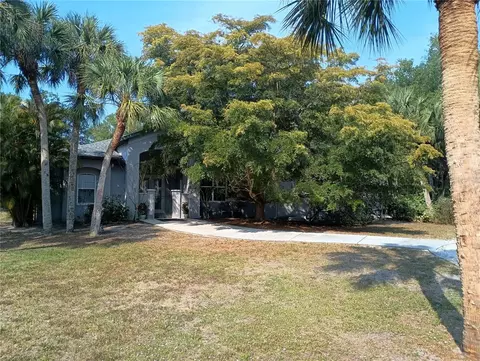 500 Suffolk Cir, Nokomis, FL 34275