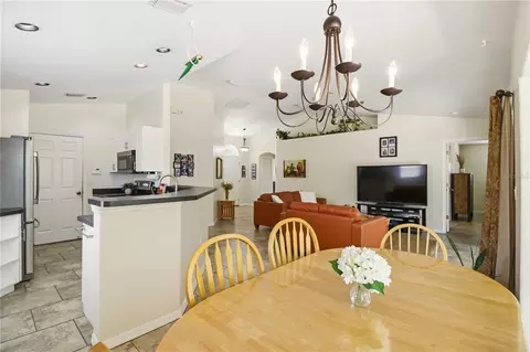 Dining - 6228 38th St E, Bradenton, FL 34203 photo 2 of 2