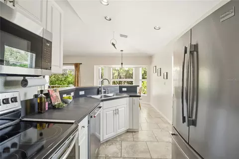 Kitchen - 6228 38th St E, Bradenton, FL 34203 photo 2 of 3