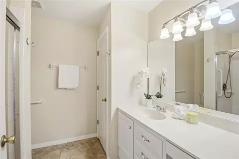 Bath - 6228 38th St E, Bradenton, FL 34203 photo 1 of 2