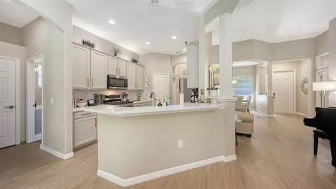 Kitchen - 12554 Cara Cara Loop, Bradenton, FL 34212 photo 1 of 6
