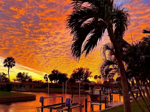 View/Area - 9517 Azure Cv, Bradenton, FL 34210 photo 5 of 9