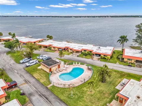 View/Area - 9517 Azure Cv, Bradenton, FL 34210 photo 8 of 9