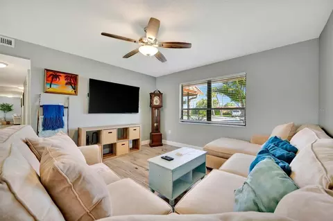 Living - 9517 Azure Cv, Bradenton, FL 34210 photo 1 of 2