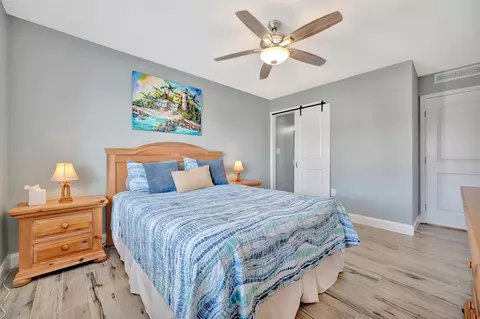 Bedroom - 9517 Azure Cv, Bradenton, FL 34210 photo 1 of 5