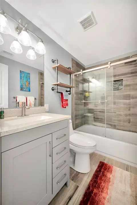 Bath - 9517 Azure Cv, Bradenton, FL 34210 photo 3 of 3
