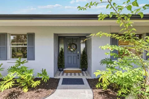 8021 Timber Lake Ln, Sarasota, FL 34243
